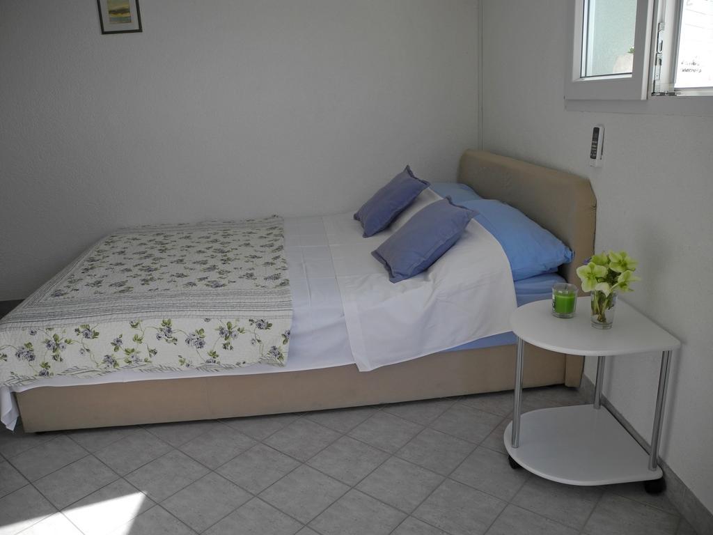 Apartments & Room Paula Stobreč Eksteriør billede